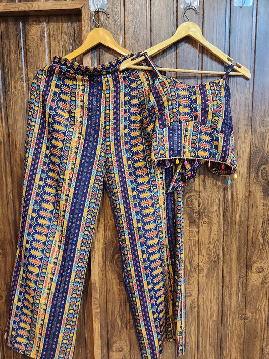 Printed Crop Top and Wide-Leg Pants Set